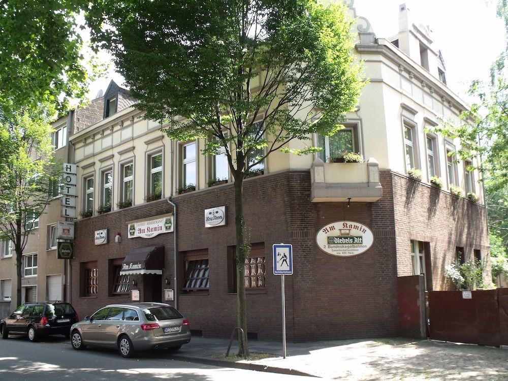 Gebäude
