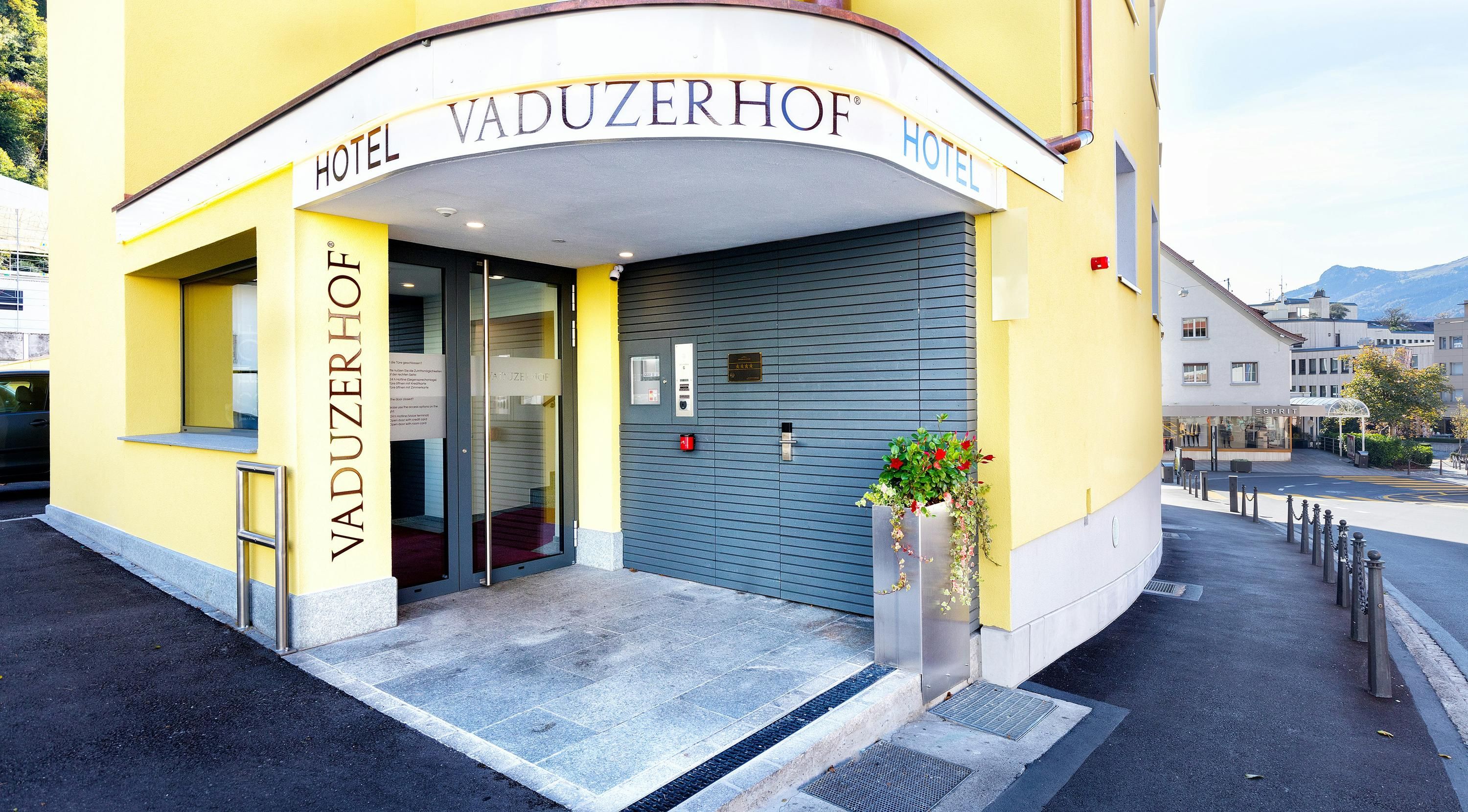 Gebäude