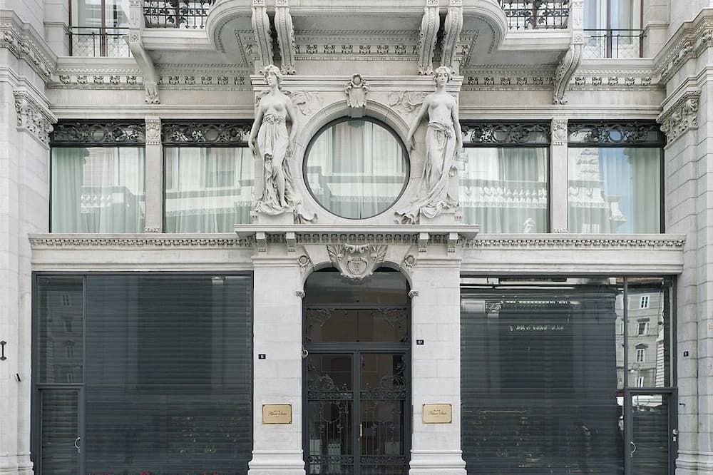 Gebäude