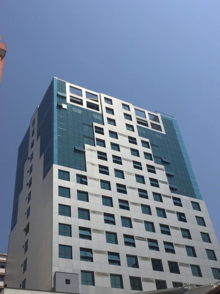 Gebäude