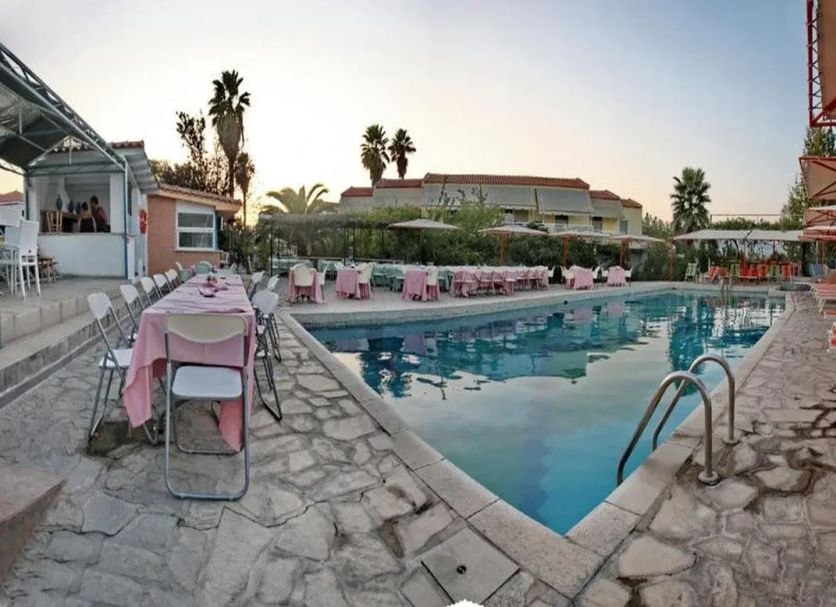 Pool Foto