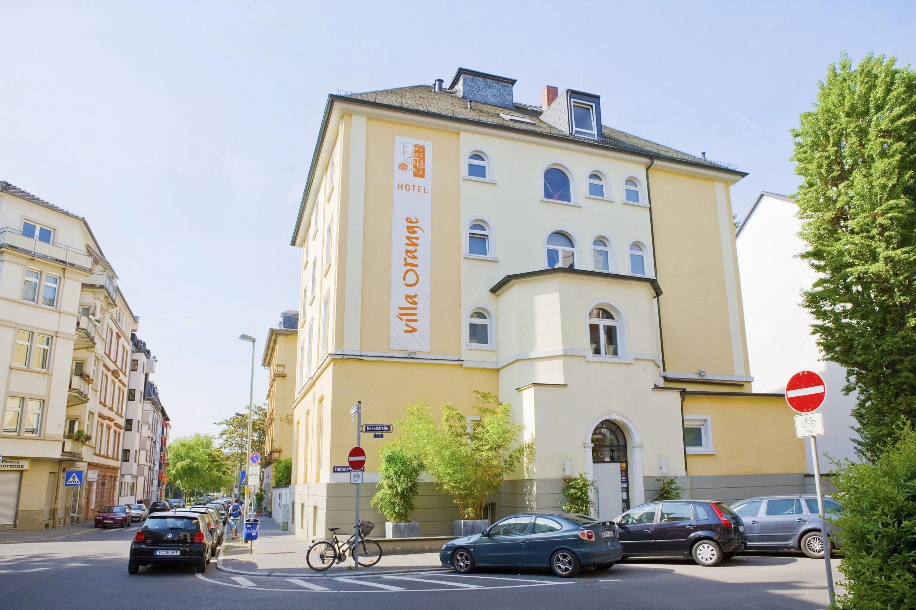 Gebäude