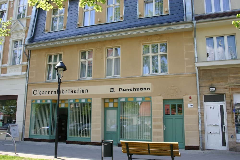 Gebäude