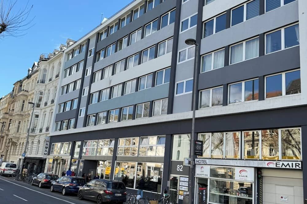 Gebäude