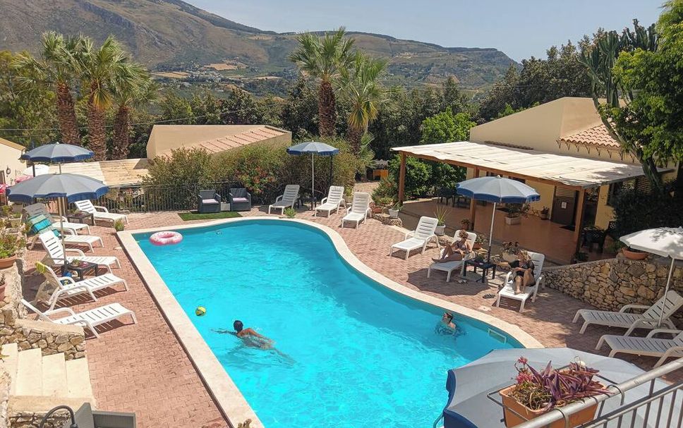 Pool Foto
