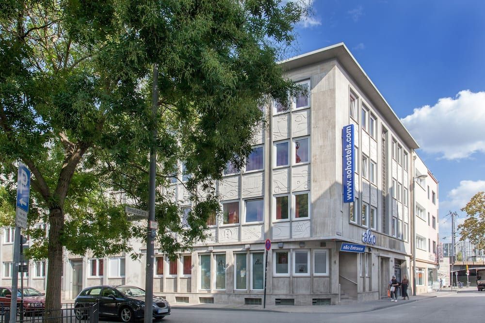 Gebäude