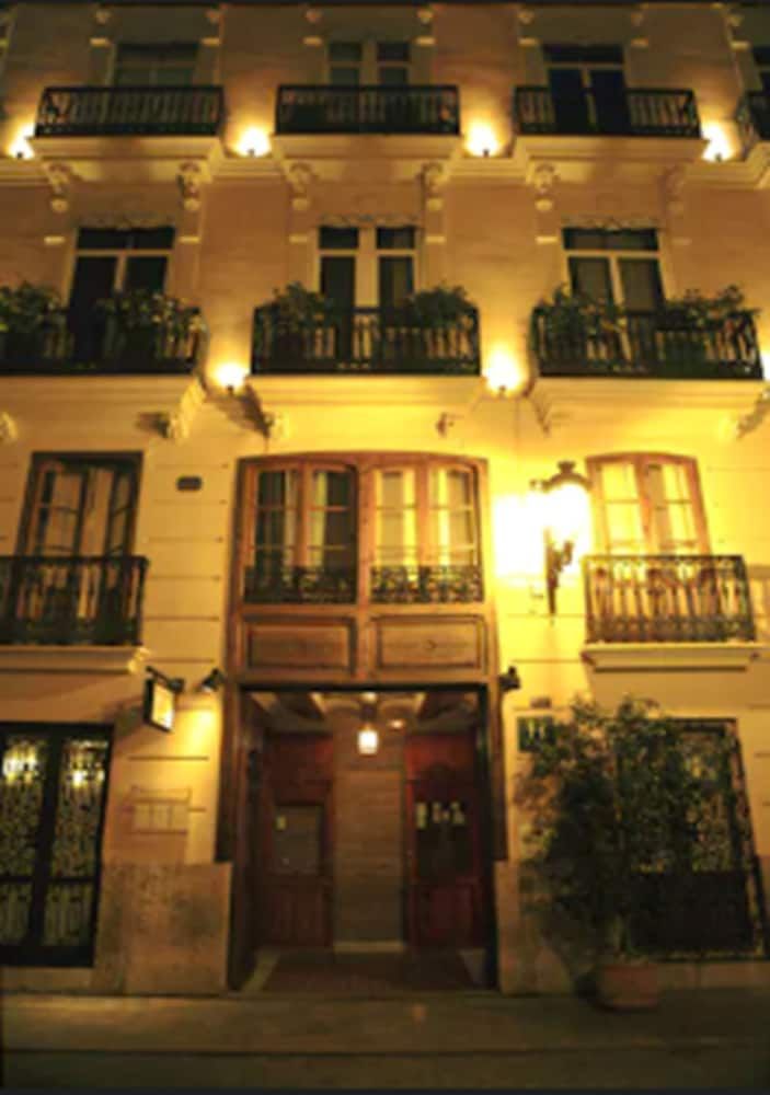 Gebäude