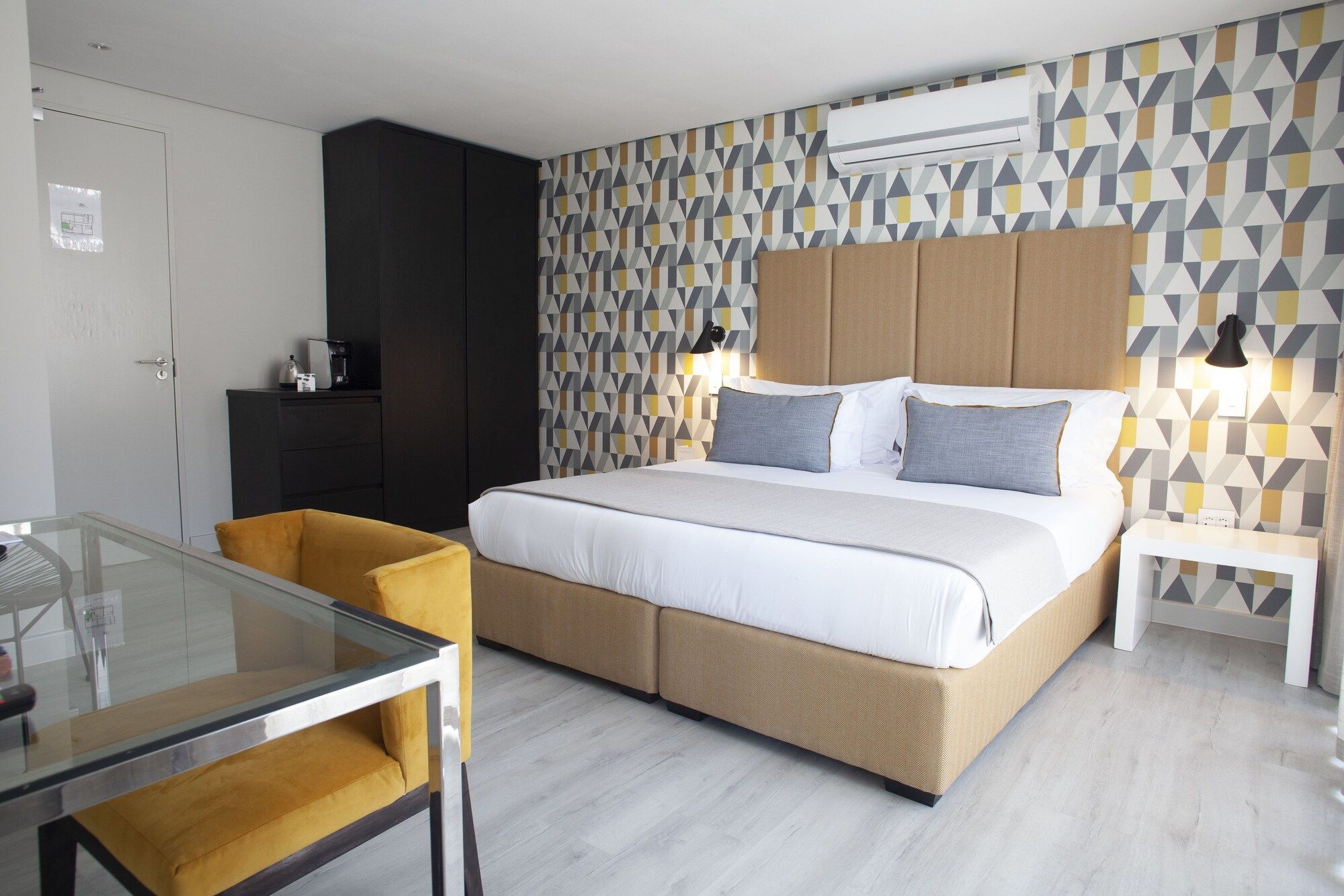 Schlafzimmer