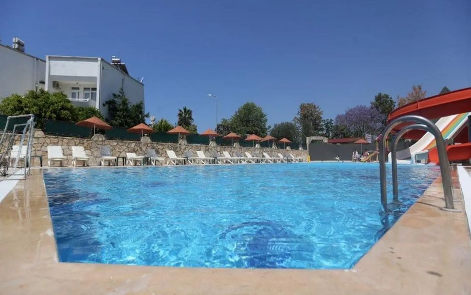 Pool Foto