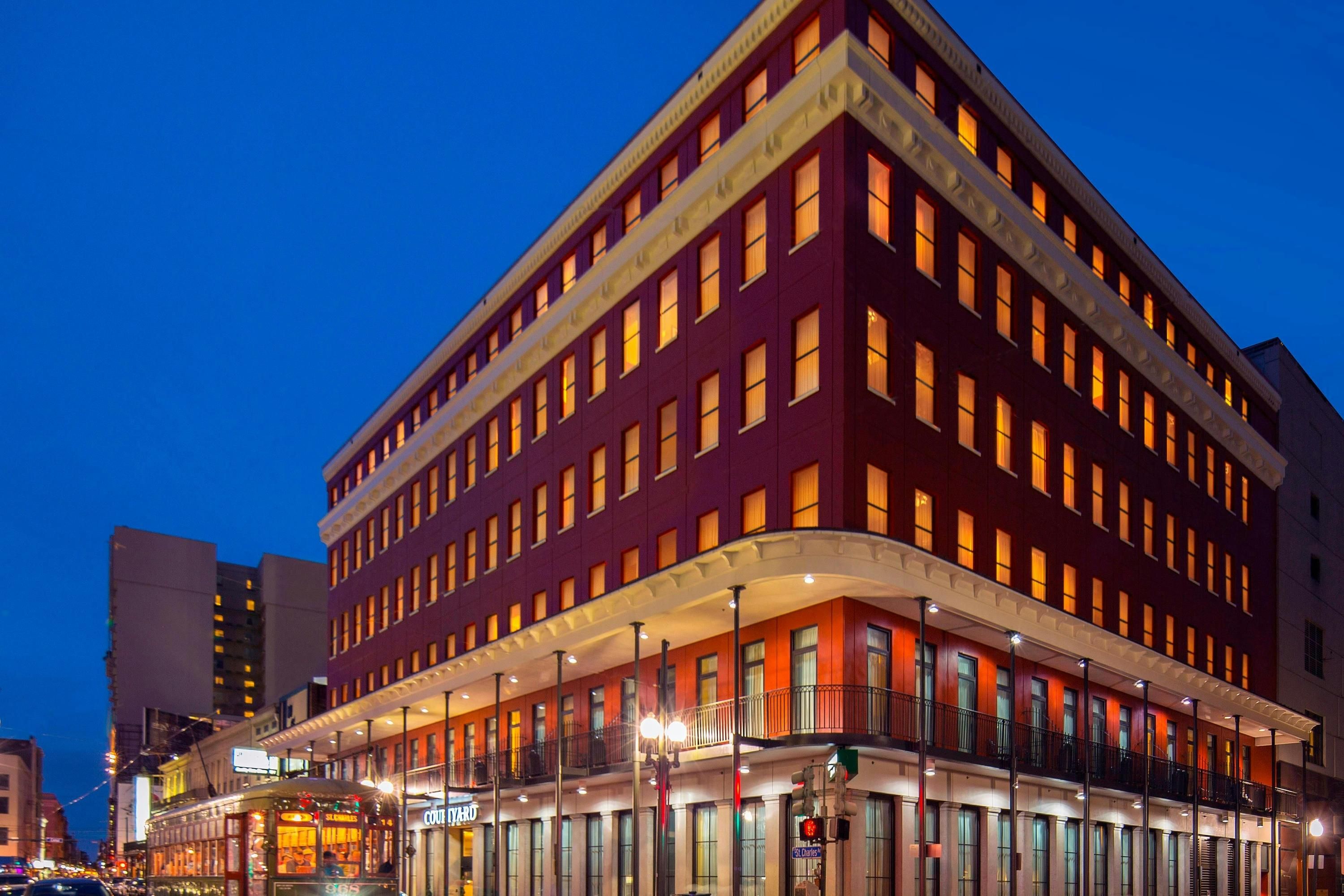 Gebäude