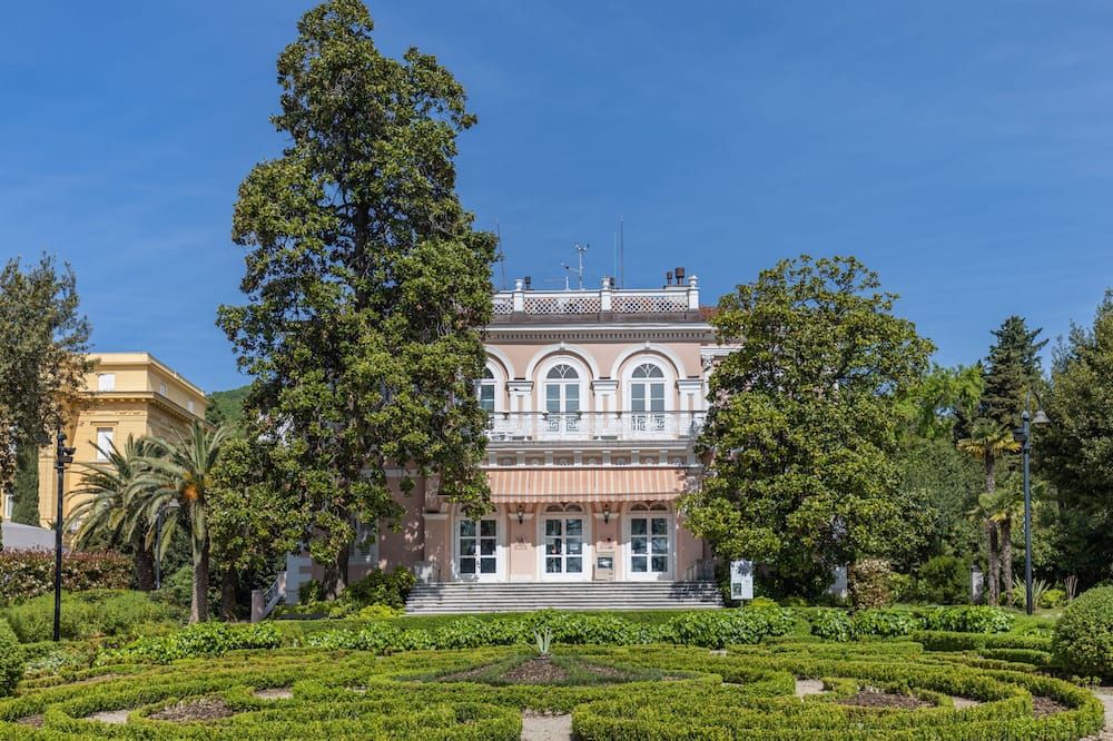 Gebäude