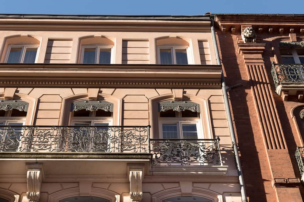 Gebäude