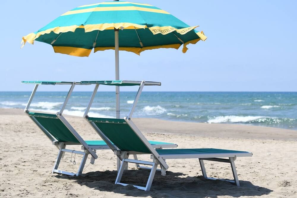 Strand
