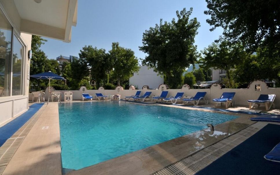 Pool Foto