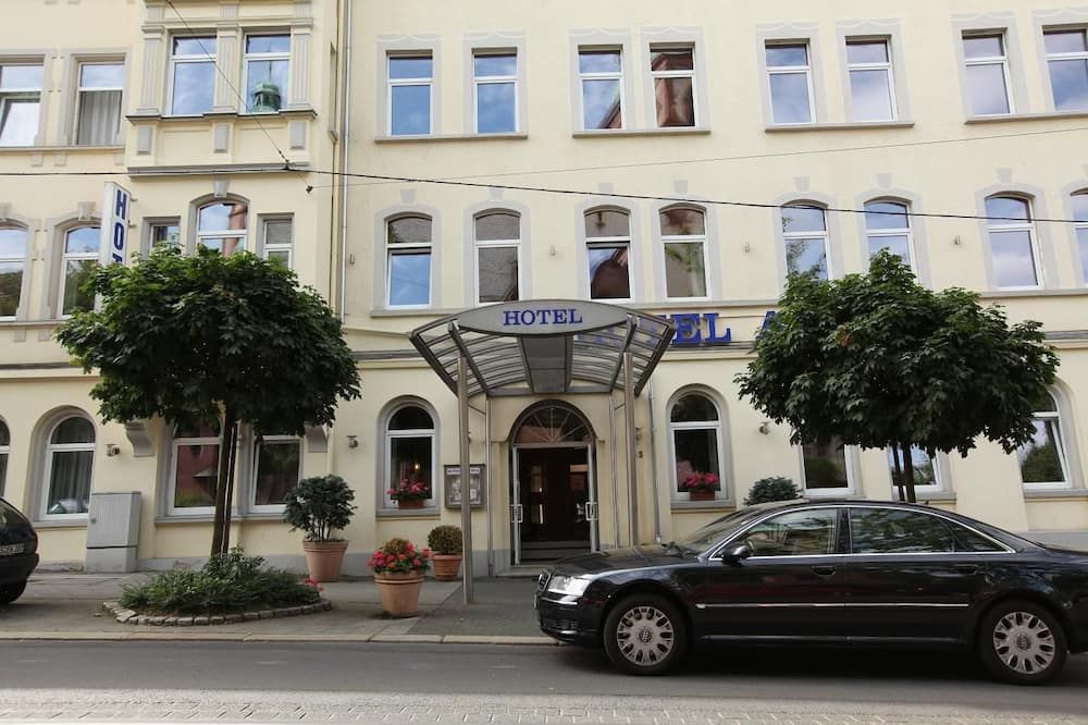 Gebäude