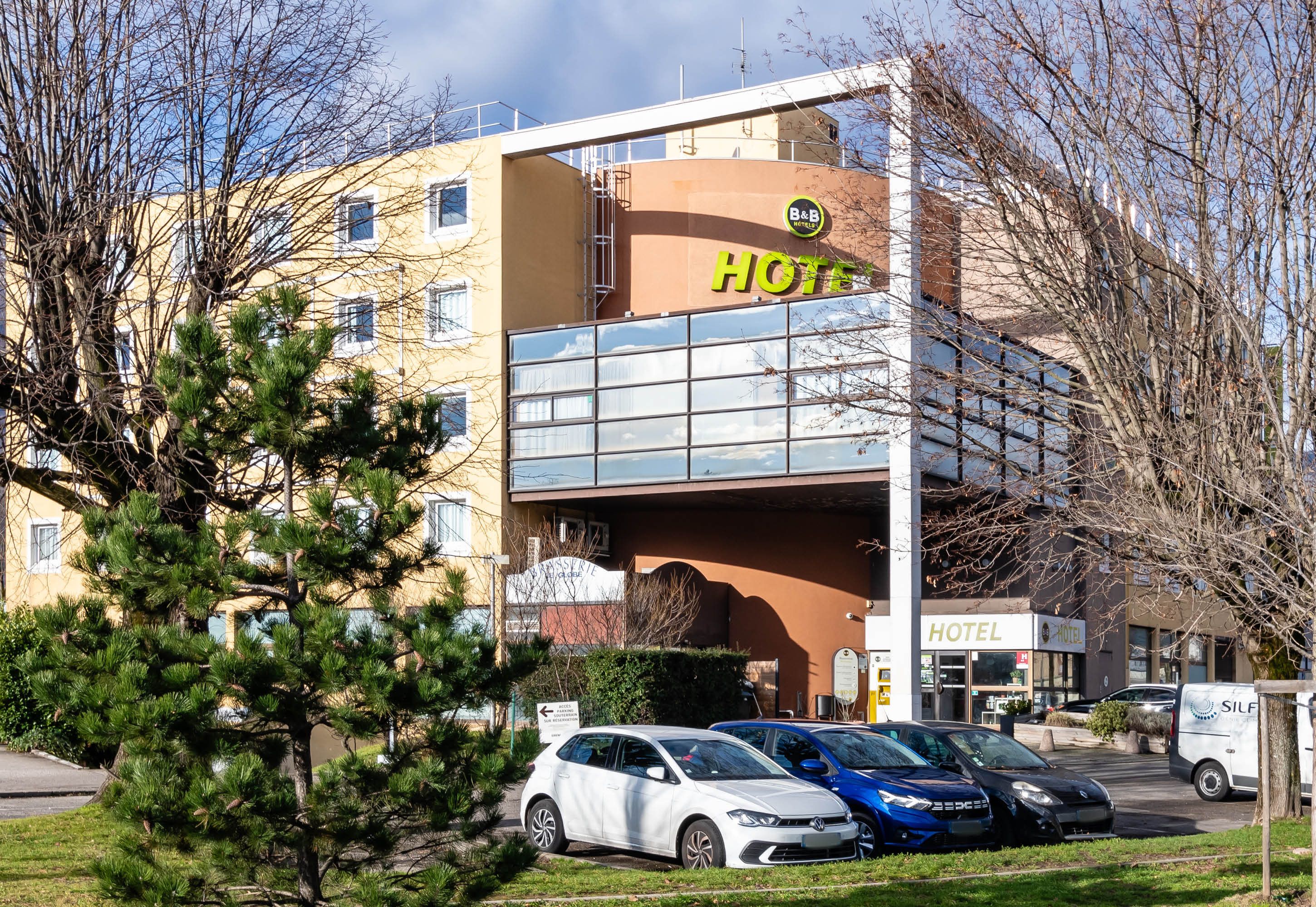 Gebäude