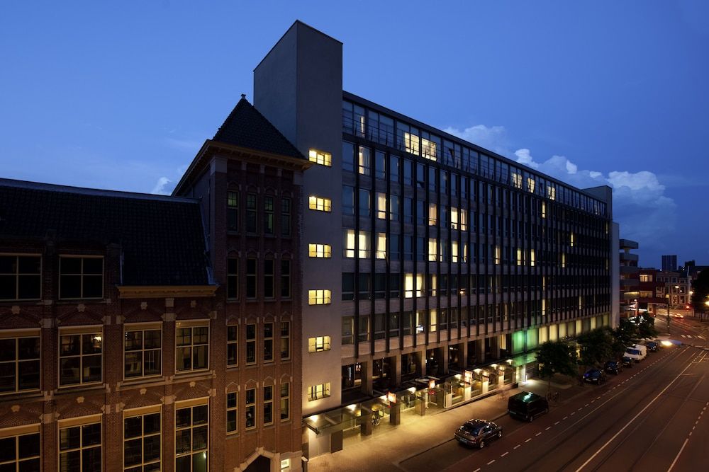 Gebäude