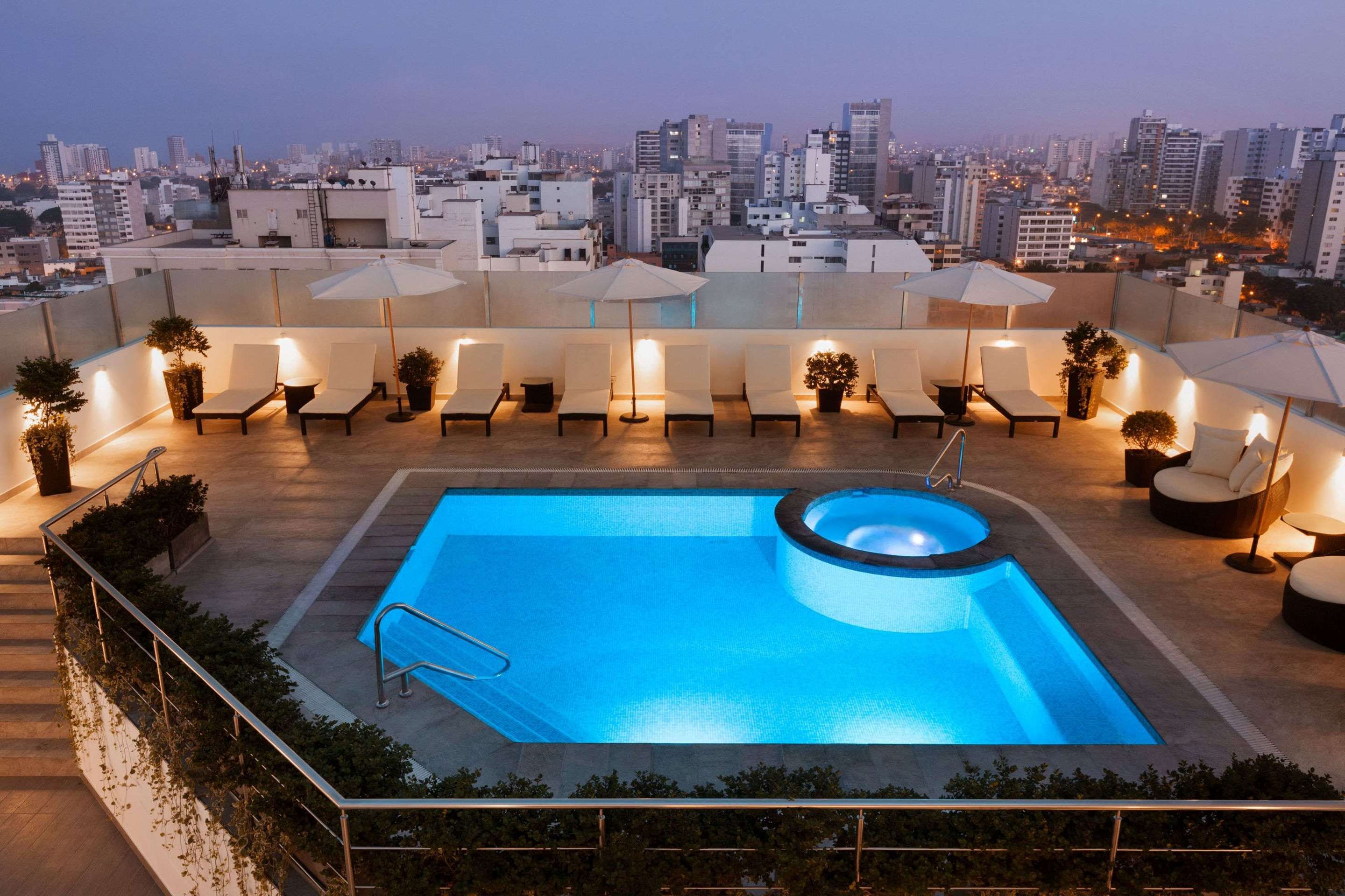 Pool Foto