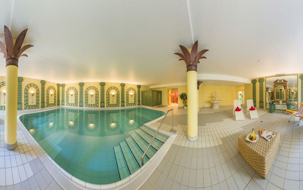 Pool Foto