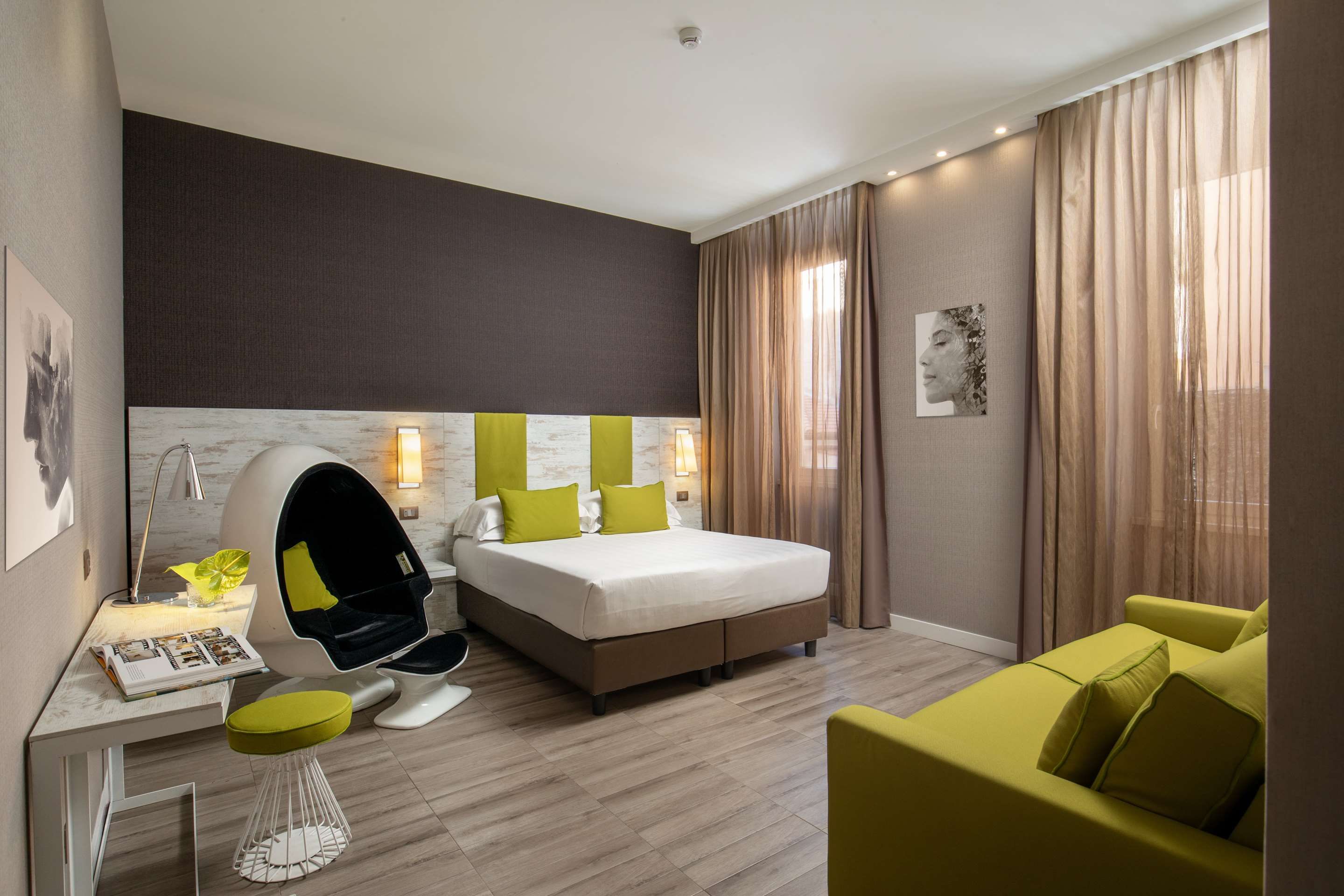 Schlafzimmer