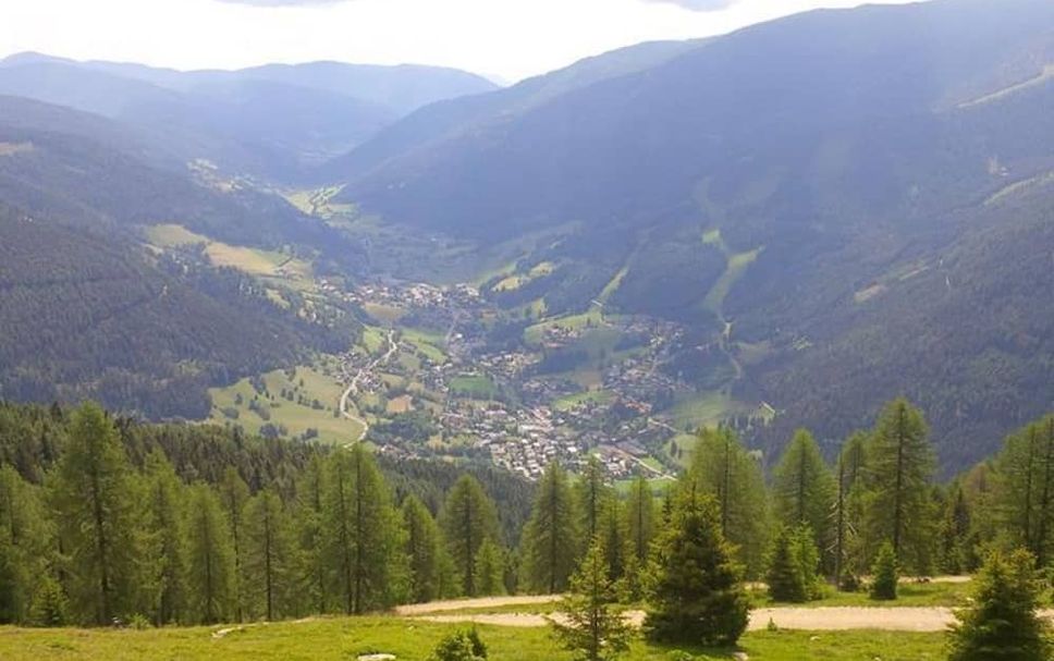 Außenansicht Foto