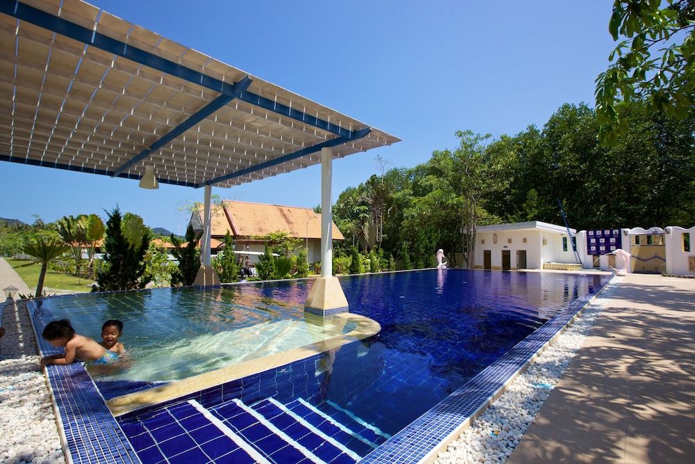 Pool Foto