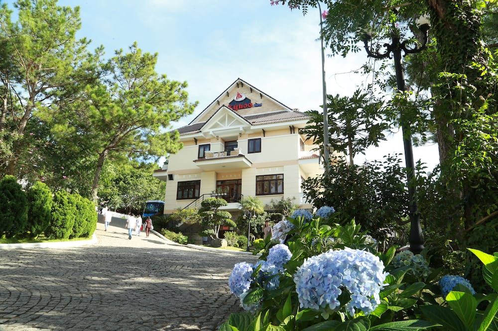Gebäude