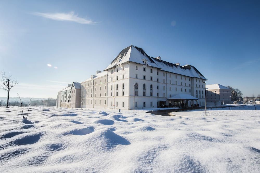 Gebäude