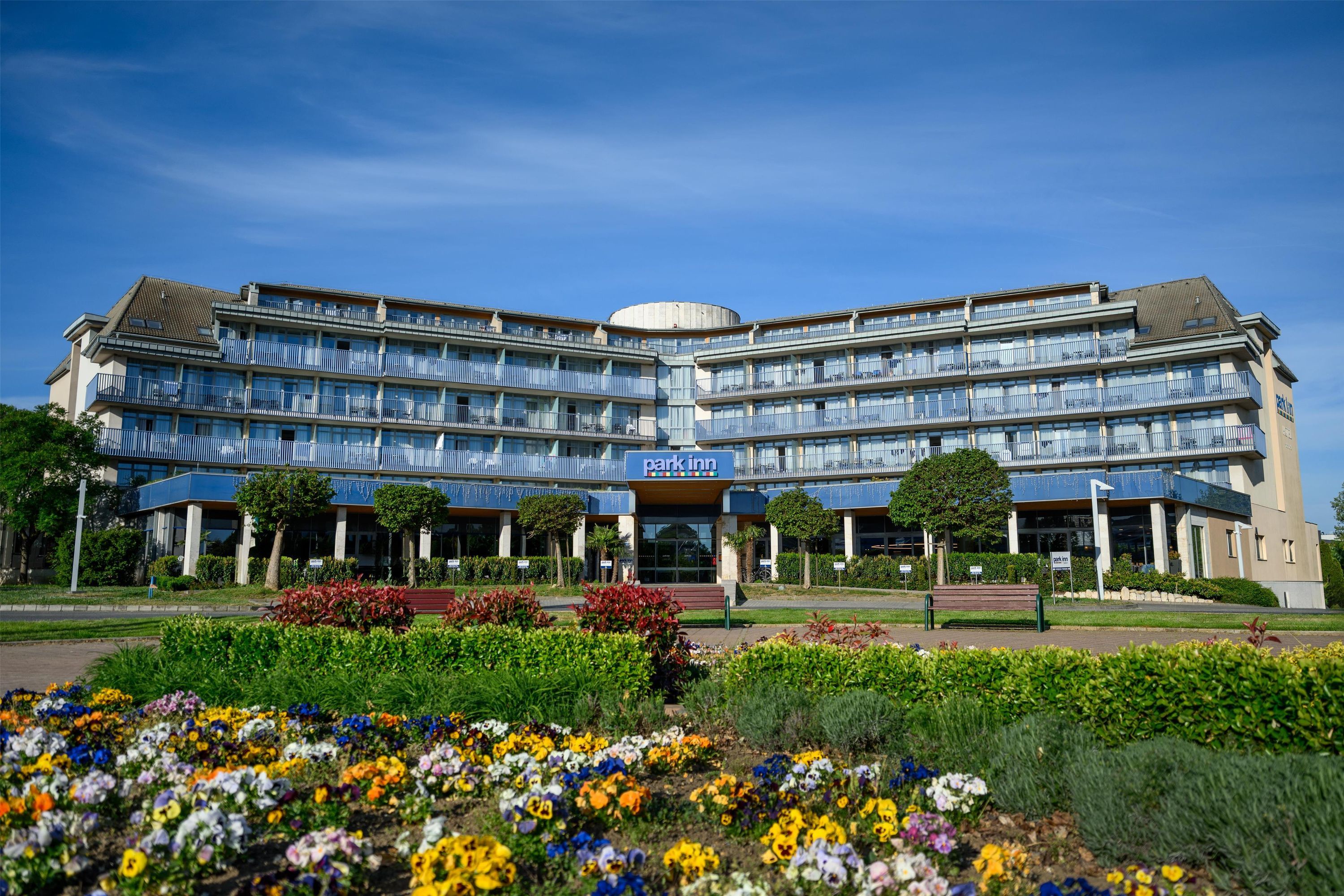 Gebäude