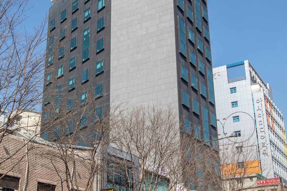 Gebäude