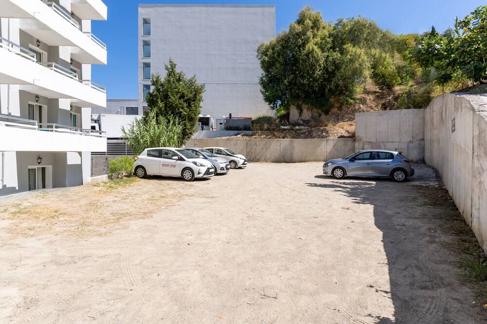 Sonstige