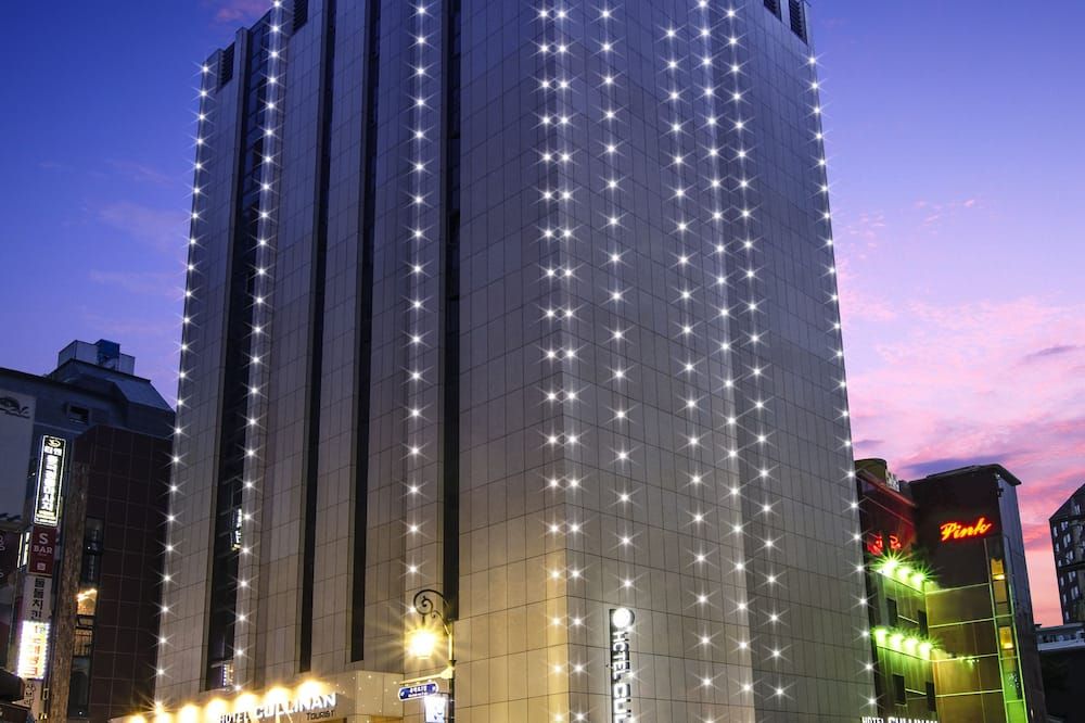 Gebäude