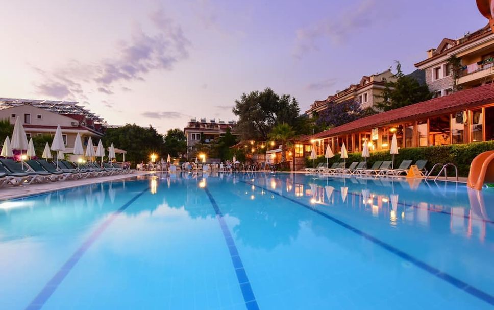 Pool Foto