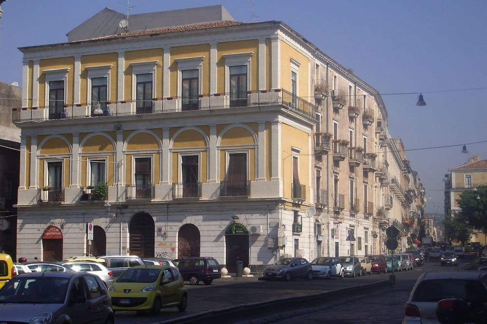 Gebäude