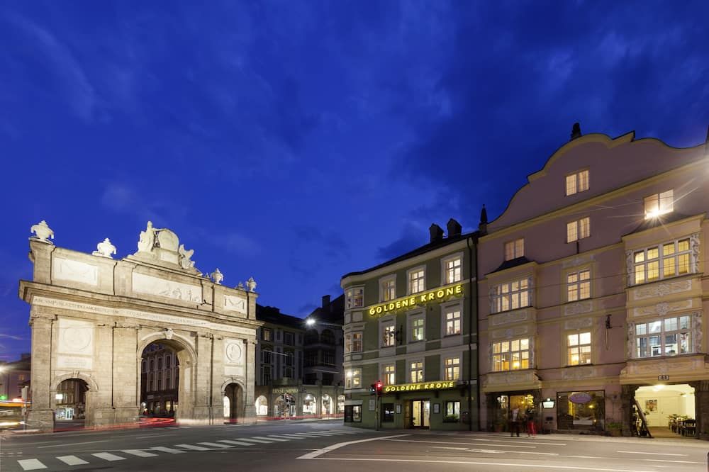 Gebäude