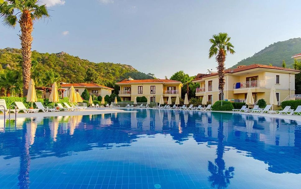Pool Foto