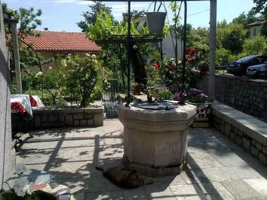 Sonstige