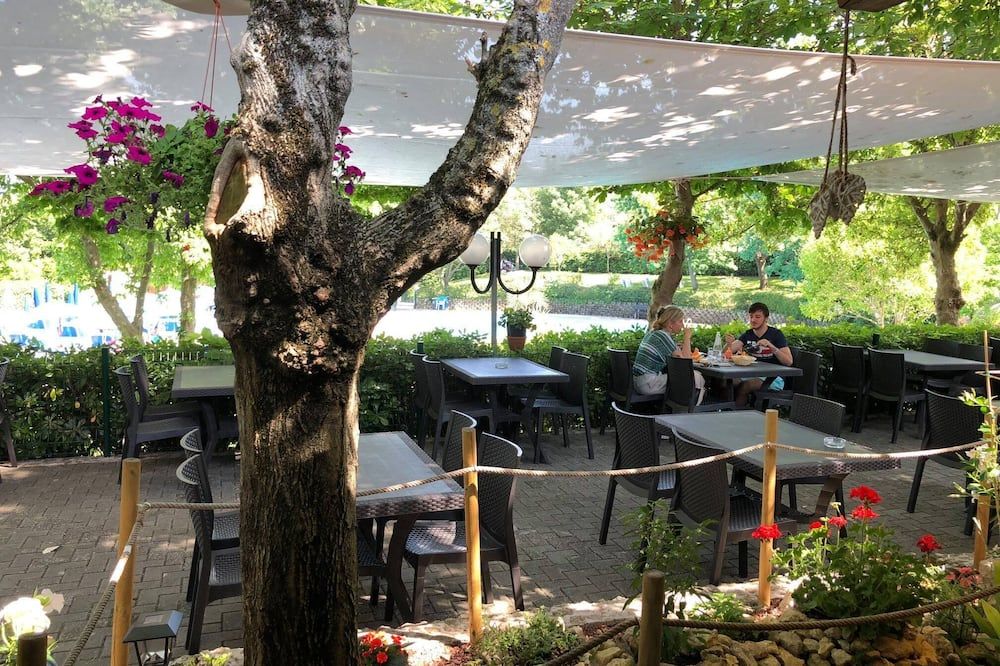 Sonstige