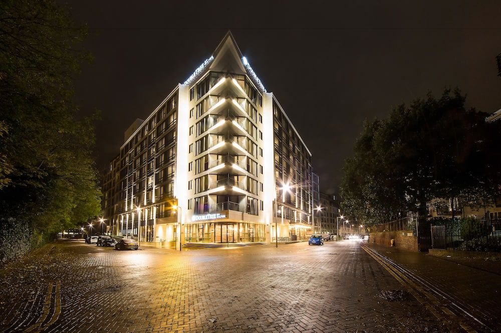 Gebäude