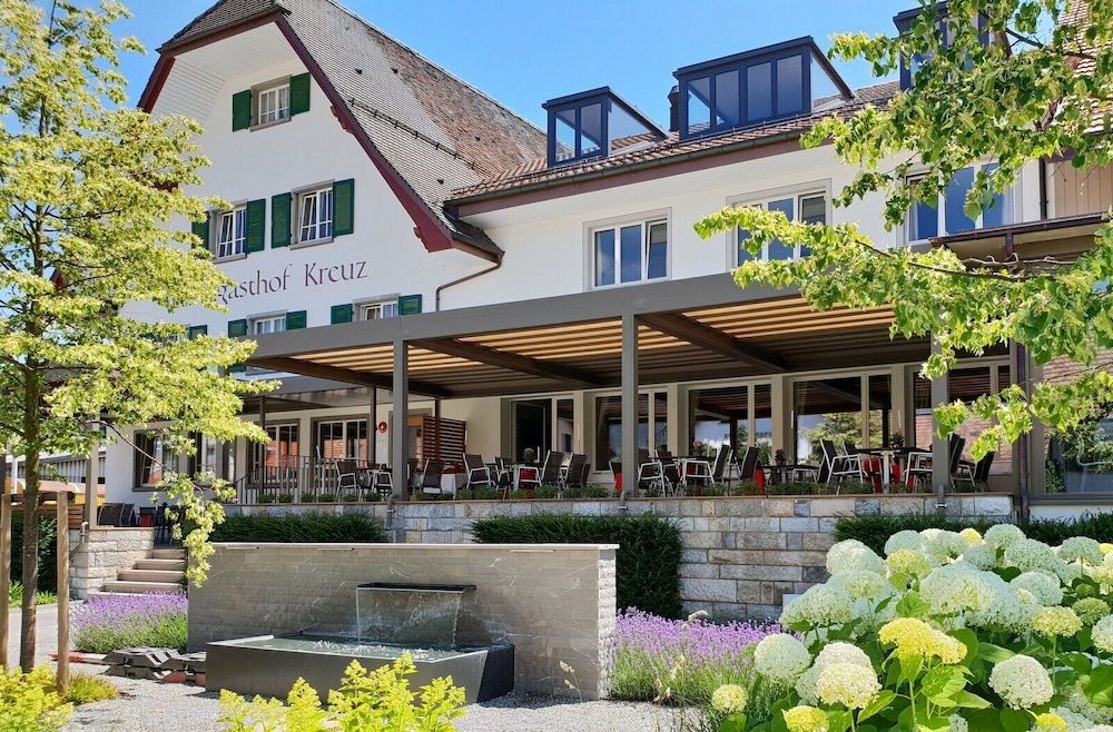 Gebäude