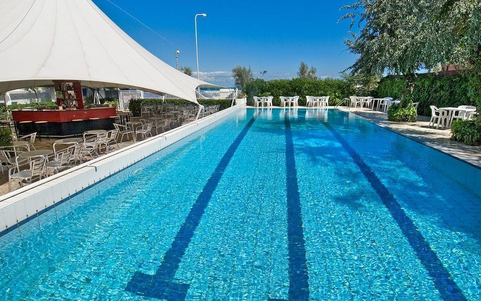 Pool Foto