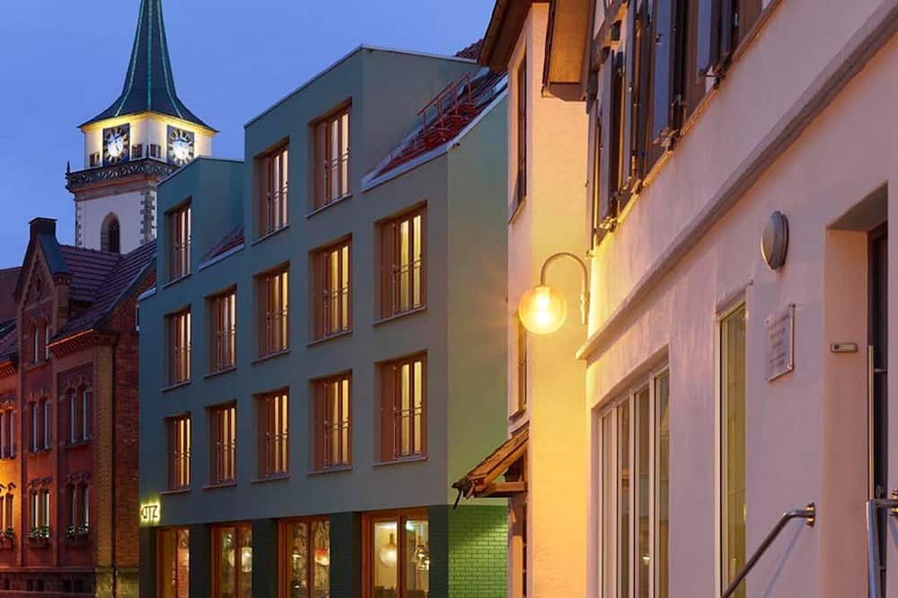 Gebäude