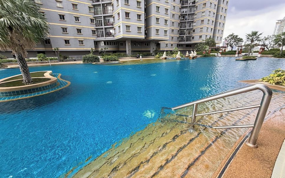Pool Foto