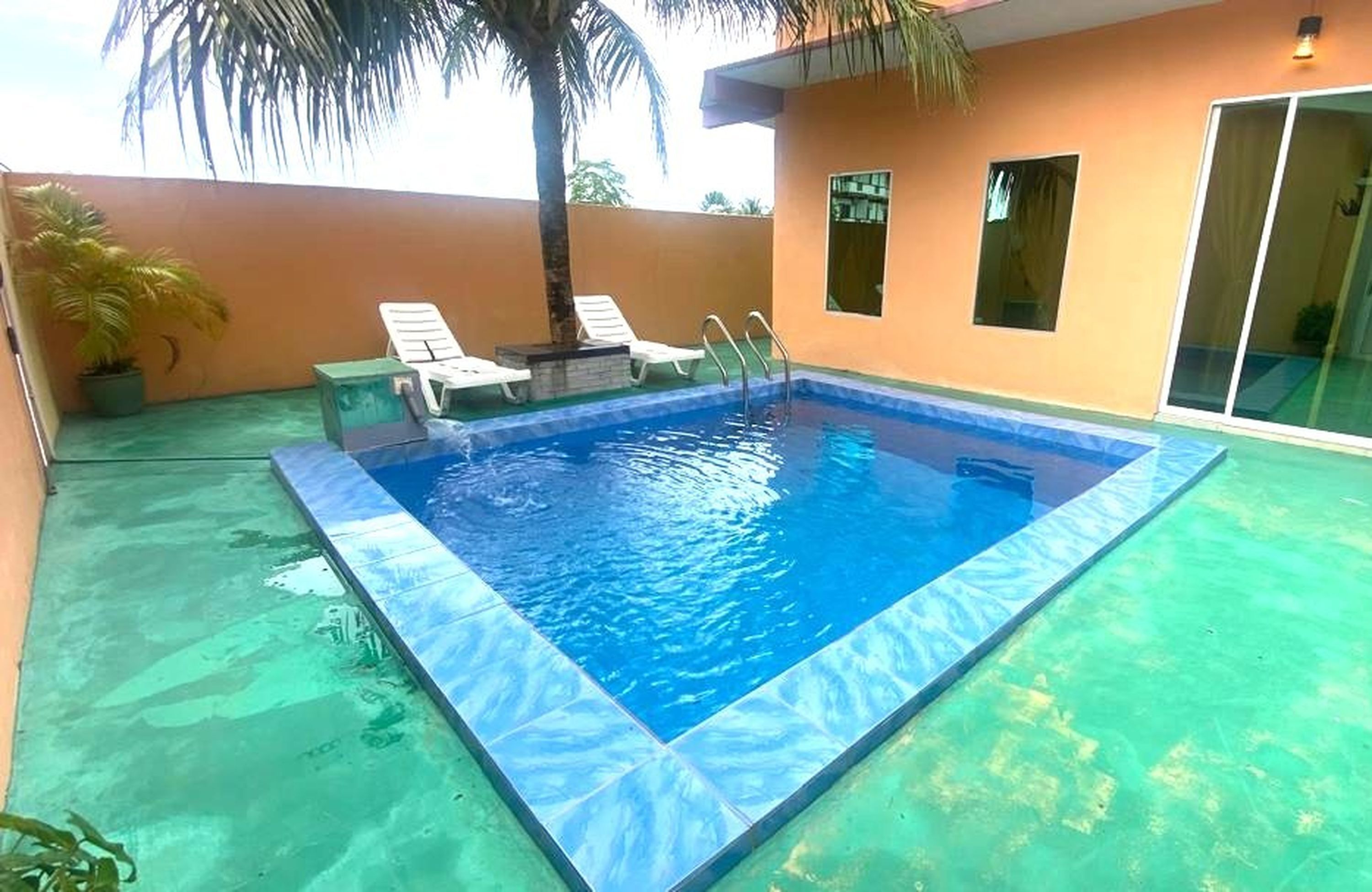 Pool Foto