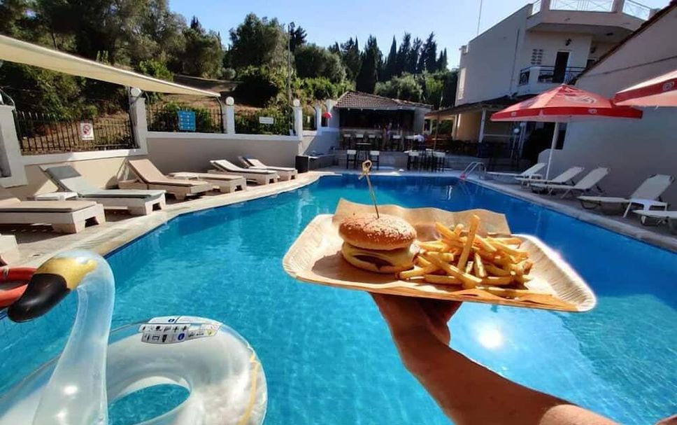 Pool Foto