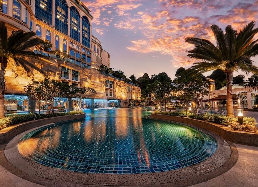 Pool Foto