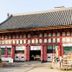 Gebäude