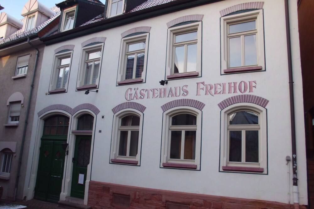 Gebäude