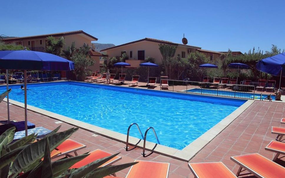 Pool Foto