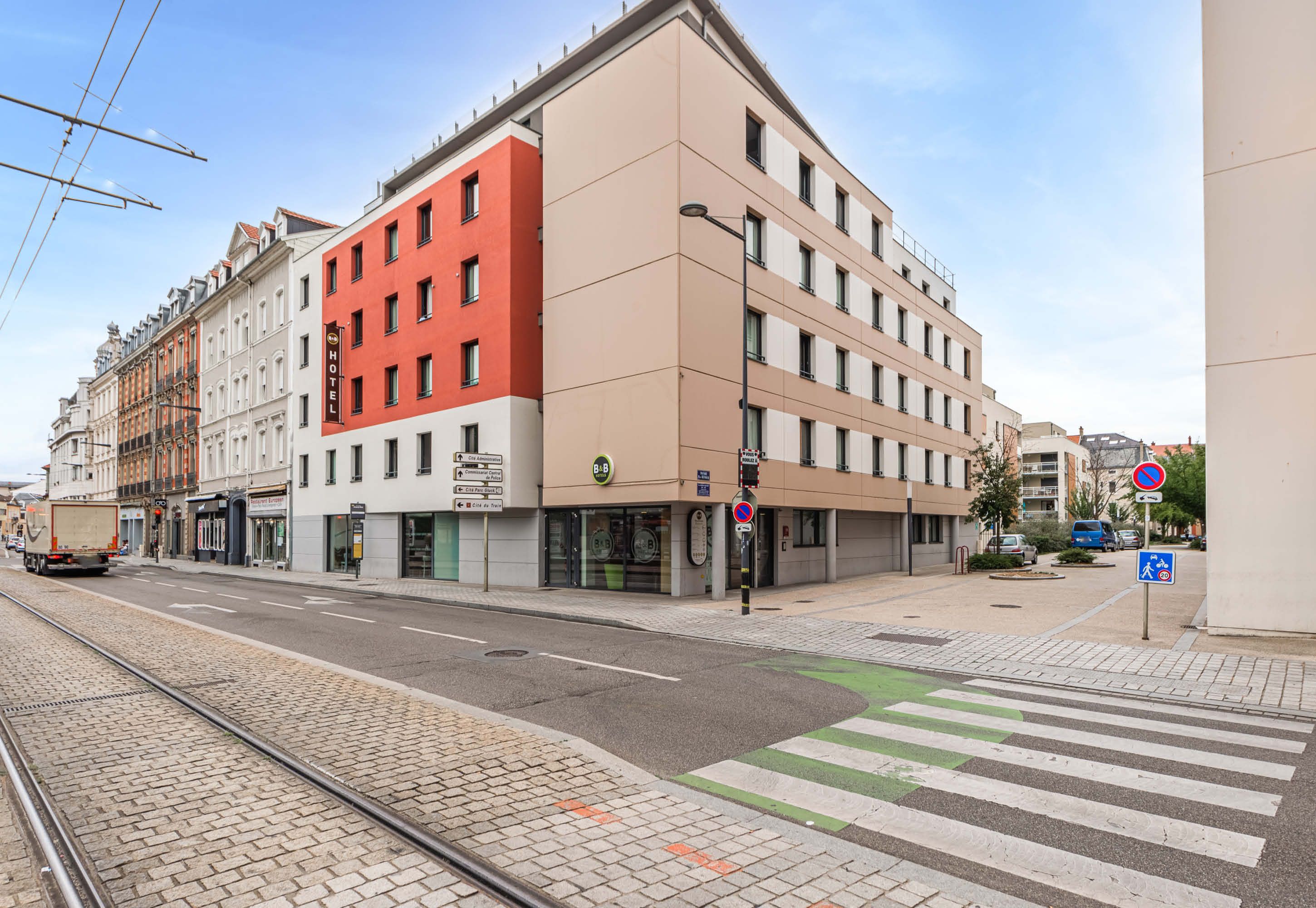 Gebäude